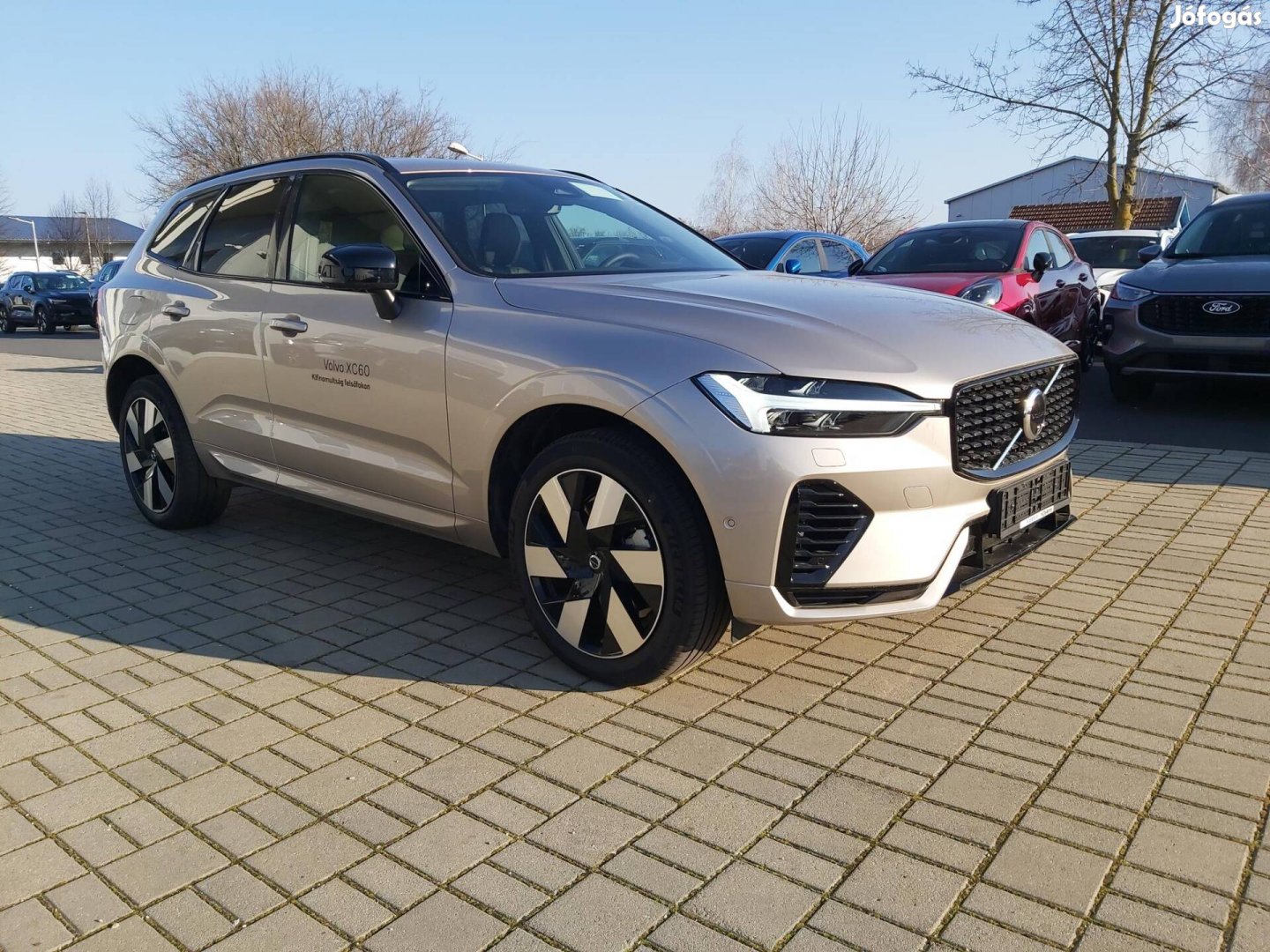 Volvo XC60 2.0 [B4] Mhev Ultimate Dark Geartron...